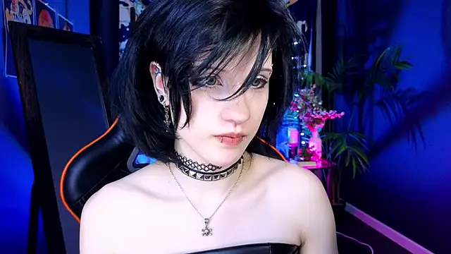 Snapshot of dark_vamp_ chatting on February 15, 2025, 2:58 am dark vamp  online show from February 15, 2025, 2:58 am