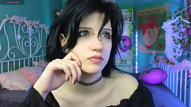 Snapshot of dark_vamp_ chatting on February 21, 2025, 2:50 am dark vamp  online show from February 21, 2025, 2:50 am