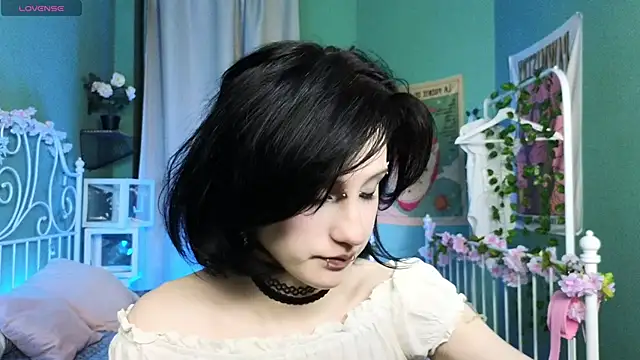 Snapshot of dark_vamp_ chatting on February 24, 2025, 4:15 pm dark vamp  online show from February 24, 2025, 4:15 pm