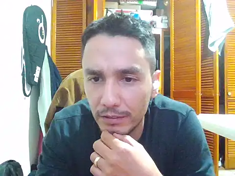 Snapshot of Ginessy chatting on February 16, 2026, 11:45 pm Ginessy online show from February 16, 2026, 11:45 pm