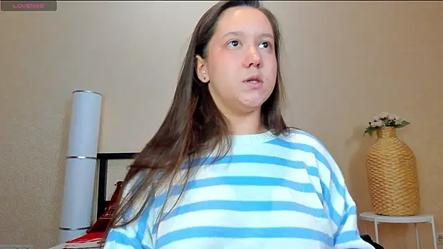 Mira Karter online show from October 20, 2025, 11:43 am