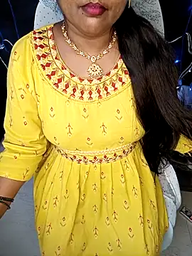 honey-sexy online show from February 8, 2025, 1:01 pm