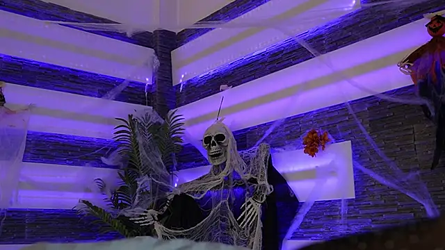 blondie muller online show from November 9, 2025, 9:24 pm