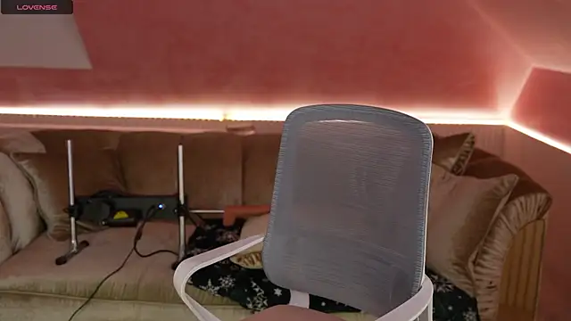 Snapshot of Inessa_Song chatting on December 7, 2024, 12:19 am Inessa Song online show from December 7, 2024, 12:19 am