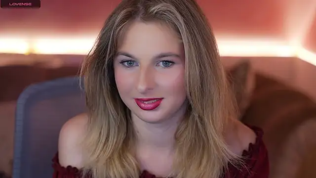 Snapshot of Inessa_Song chatting on December 8, 2024, 3:45 pm Inessa Song online show from December 8, 2024, 3:45 pm