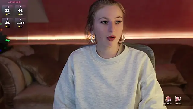 Snapshot of Inessa_Song chatting on January 7, 2025, 11:35 pm Inessa Song online show from January 7, 2025, 11:35 pm