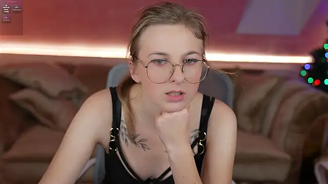 Snapshot of Inessa_Song chatting on January 26, 2025, 7:52 pm Inessa Song online show from January 26, 2025, 7:52 pm