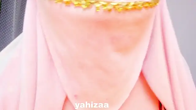 Snapshot of Amaltea chatting on November 21, 2025, 9:13 pm Amaltea online show from November 21, 2025, 9:13 pm