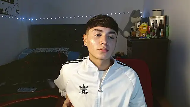 Snapshot of Im_juanda chatting on December 14, 2024, 11:23 pm Im juanda online show from December 14, 2024, 11:23 pm