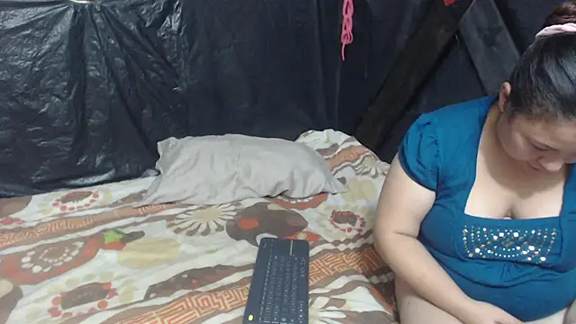 ZuriandAlex online show from January 9, 2025, 1:29 am