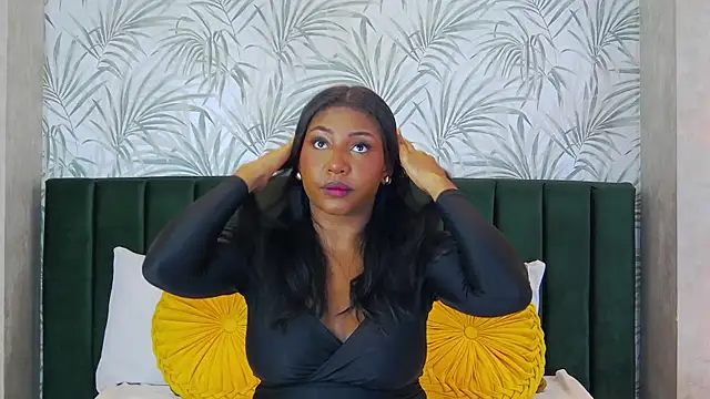 Snapshot of VanessaGlenn chatting on February 15, 2025, 4:12 pm VanessaGlenn online show from February 15, 2025, 4:12 pm