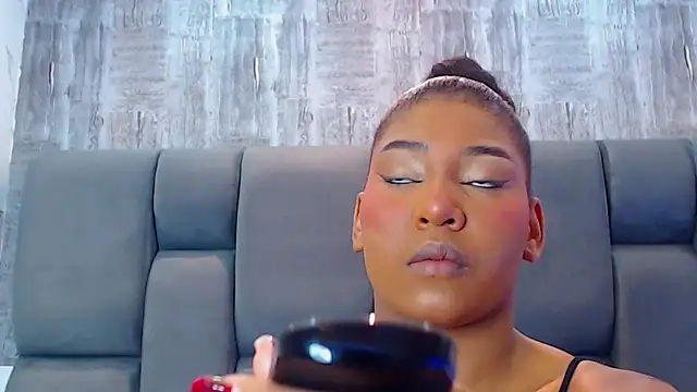 Snapshot of VanessaGlenn chatting on September 8, 2025, 7:35 pm VanessaGlenn online show from September 8, 2025, 7:35 pm