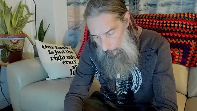 mindphu k online show from November 8, 2025, 10:41 pm