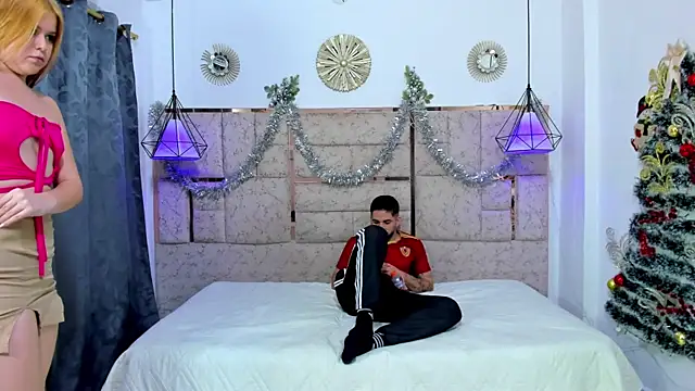 yez hot ggh online show from December 29, 2024, 8:58 pm