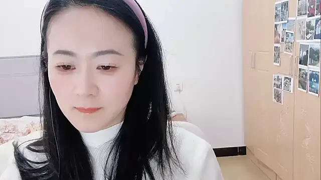 fanfan-FF online show from February 10, 2025, 5:25 am