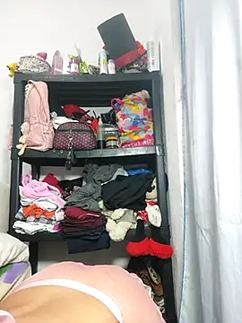 azulzulix online show from February 22, 2025, 3:45 am