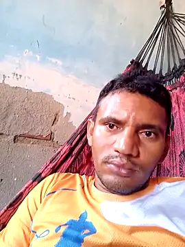 Snapshot of 68_Toni chatting on October 17, 2025, 2:52 pm 68 Toni online show from October 17, 2025, 2:52 pm