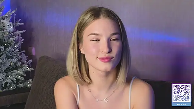 Snapshot of Starlit_Eternity chatting on January 8, 2025, 5:05 pm Starlit Eternity online show from January 8, 2025, 5:05 pm