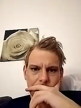 Hannaforyou2 online show from December 5, 2024, 5:50 pm