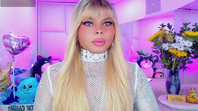 Snapshot of AdanKinng chatting on February 10, 2026, 6:28 am AdanKinng online show from February 10, 2026, 6:28 am