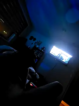 Snapshot of couplelti2 chatting on January 25, 2025, 11:32 pm couplelti2 online show from January 25, 2025, 11:32 pm