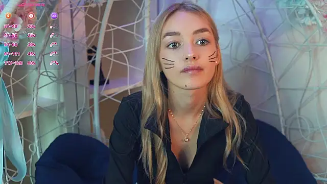 Snapshot of FlairCunard chatting on December 7, 2024, 6:26 pm FlairCunard online show from December 7, 2024, 6:26 pm