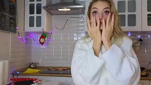 Snapshot of FlairCunard chatting on December 31, 2024, 1:52 pm FlairCunard online show from December 31, 2024, 1:52 pm