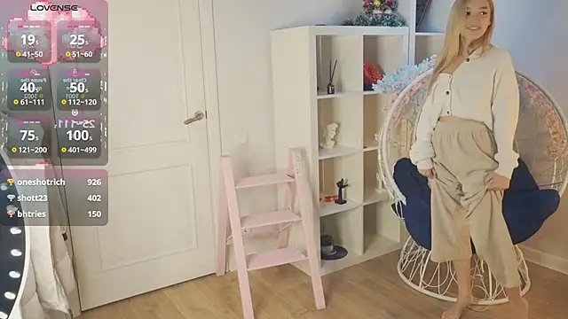 Snapshot of FlairCunard chatting on January 15, 2025, 8:58 pm FlairCunard online show from January 15, 2025, 8:58 pm