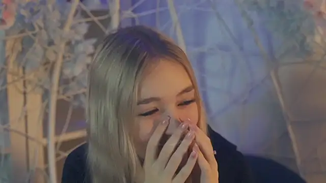 Snapshot of FlairCunard chatting on January 16, 2025, 2:41 pm FlairCunard online show from January 16, 2025, 2:41 pm