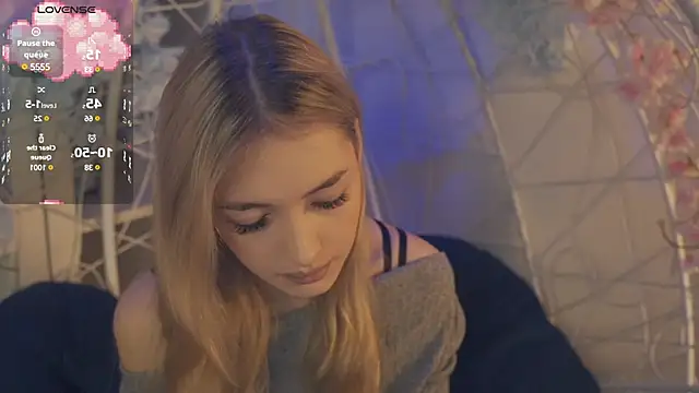 Snapshot of FlairCunard chatting on January 18, 2025, 3:38 pm FlairCunard online show from January 18, 2025, 3:38 pm