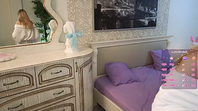 Snapshot of FlairCunard chatting on February 21, 2025, 7:43 pm FlairCunard online show from February 21, 2025, 7:43 pm