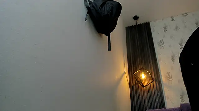 brigittemiller online show from October 18, 2025, 4:08 pm