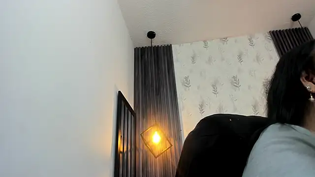 brigittemiller online show from November 8, 2025, 3:34 pm