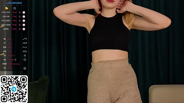 ElswythDecoursey online show from January 25, 2025, 5:08 pm