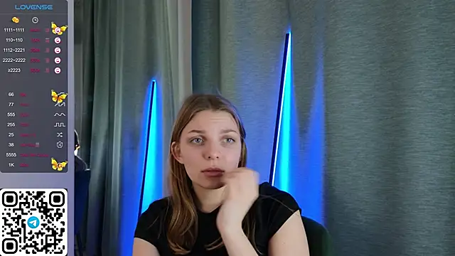 ElswythDecoursey online show from February 2, 2025, 2:17 am