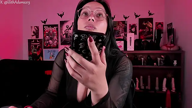 lilith-deveraux online show from March 7, 2026, 3:42 pm