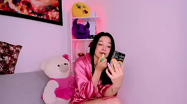 Manuelaa mejiia online show from December 7, 2024, 4:58 pm