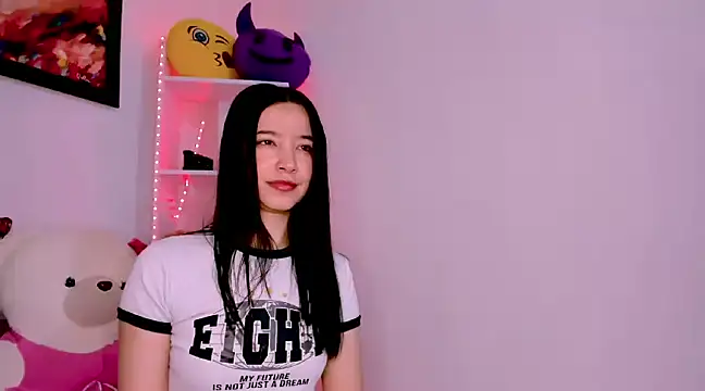 Manuelaa mejiia online show from December 21, 2024, 1:42 pm