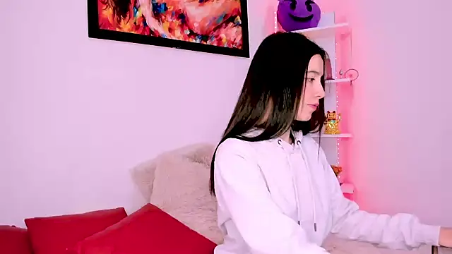 Manuelaa mejiia online show from March 3, 2025, 2:37 pm