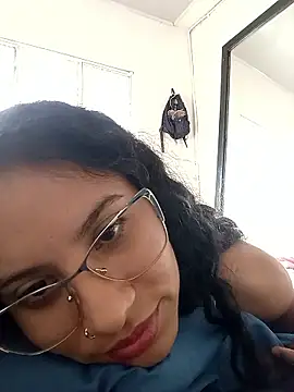 Karii-R online show from January 12, 2026, 1:49 pm