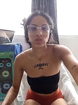 Karii-R online show from February 4, 2026, 2:45 pm