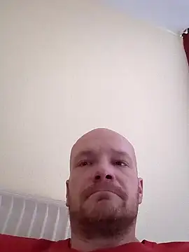 Snapshot of ChV83 chatting on February 24, 2025, 3:42 pm ChV83 online show from February 24, 2025, 3:42 pm