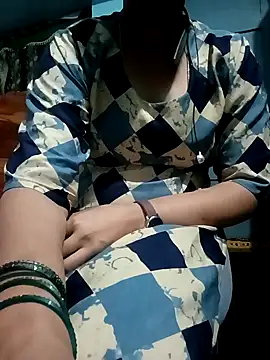 Snapshot of gunjan22 chatting on December 25, 2024, 5:26 pm gunjan22 online show from December 25, 2024, 5:26 pm