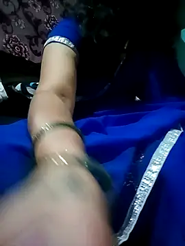 Snapshot of gunjan22 chatting on December 28, 2024, 7:00 am gunjan22 online show from December 28, 2024, 7:00 am