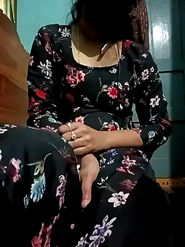 Snapshot of gunjan22 chatting on December 29, 2024, 7:39 am gunjan22 online show from December 29, 2024, 7:39 am