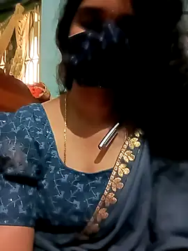 Snapshot of gunjan22 chatting on January 1, 2025, 9:28 am gunjan22 online show from January 1, 2025, 9:28 am