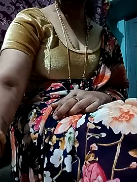 Snapshot of gunjan22 chatting on January 22, 2025, 6:20 am gunjan22 online show from January 22, 2025, 6:20 am