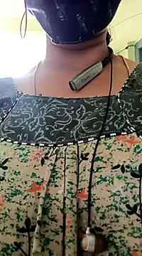 Snapshot of gunjan22 chatting on February 1, 2025, 6:43 am gunjan22 online show from February 1, 2025, 6:43 am