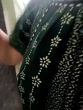 Snapshot of gunjan22 chatting on October 1, 2025, 7:47 am gunjan22 online show from October 1, 2025, 7:47 am