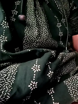 Snapshot of gunjan22 chatting on November 1, 2025, 9:11 am gunjan22 online show from November 1, 2025, 9:11 am